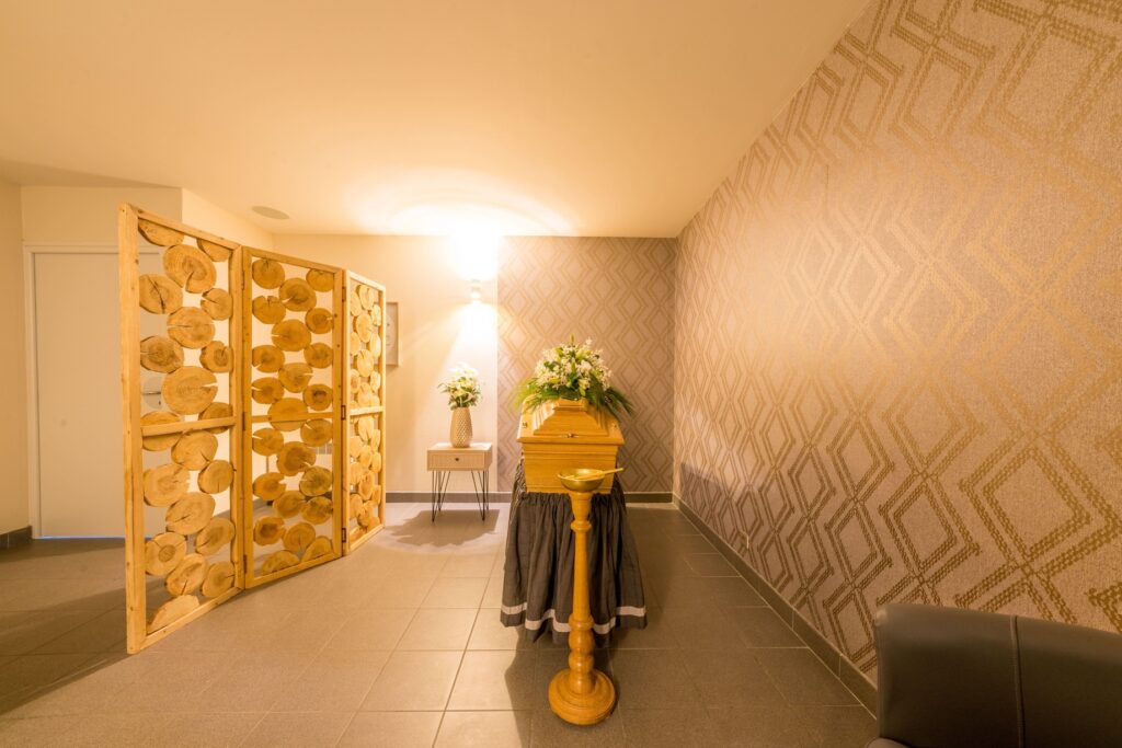 cercueil dans un chambre funeraire